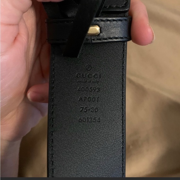 Like new-Gucci Belt! - Picture 3 of 8